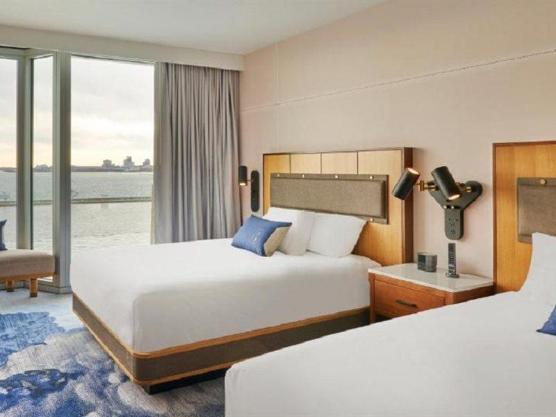 Sable At Navy Pier Chicago, Curio Collection By Hilton