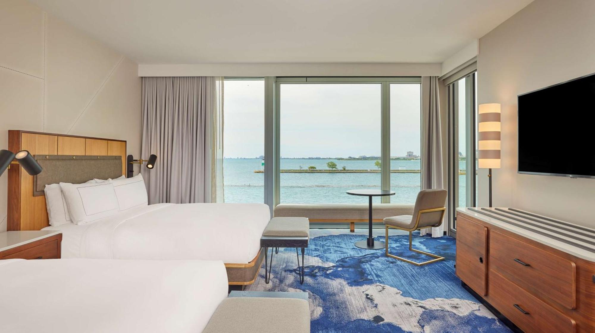 Sable At Navy Pier Chicago, Curio Collection By Hilton Chicago