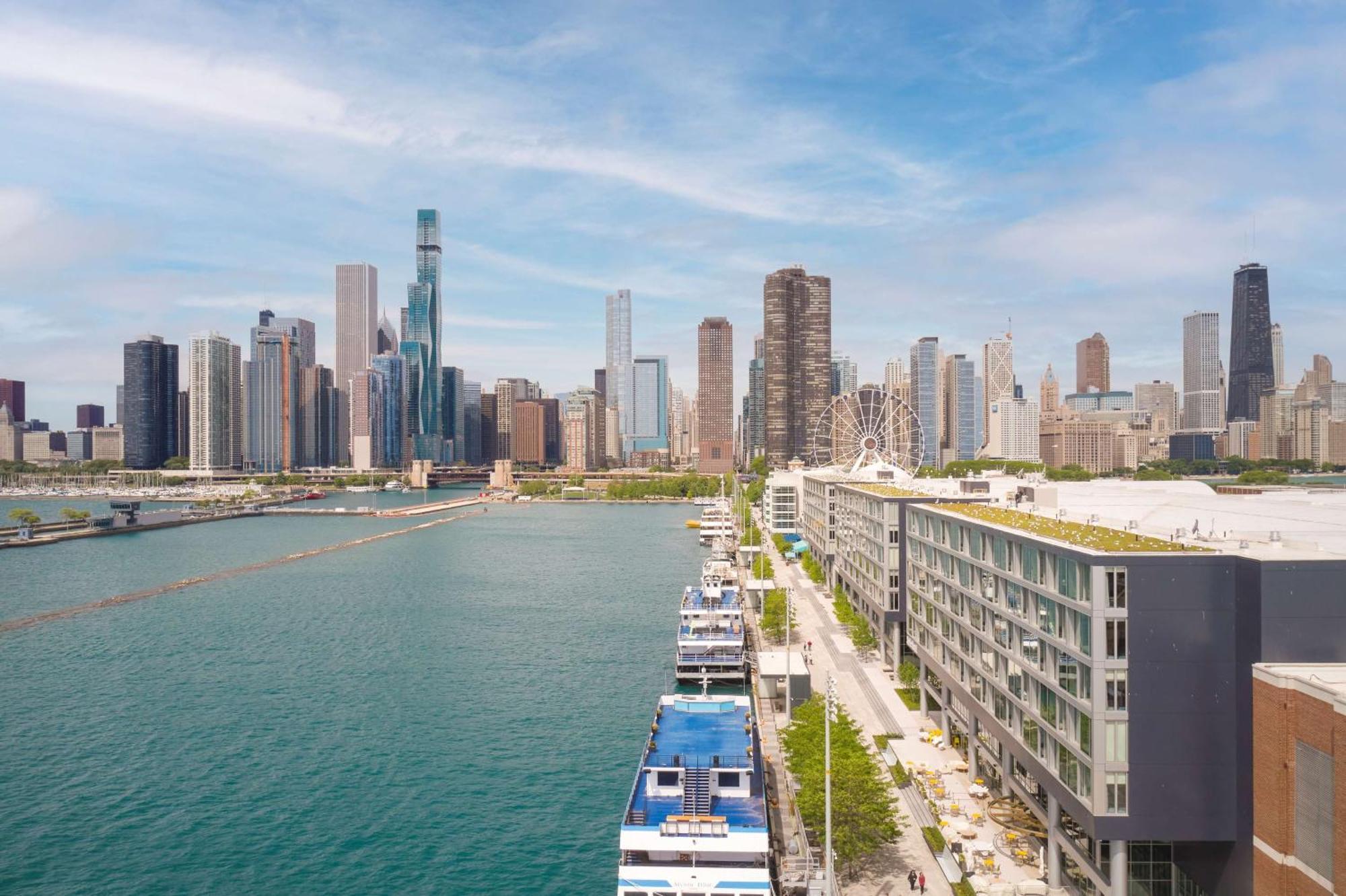 Hotel Sable At Navy Pier Chicago, Curio Collection By Hilton
