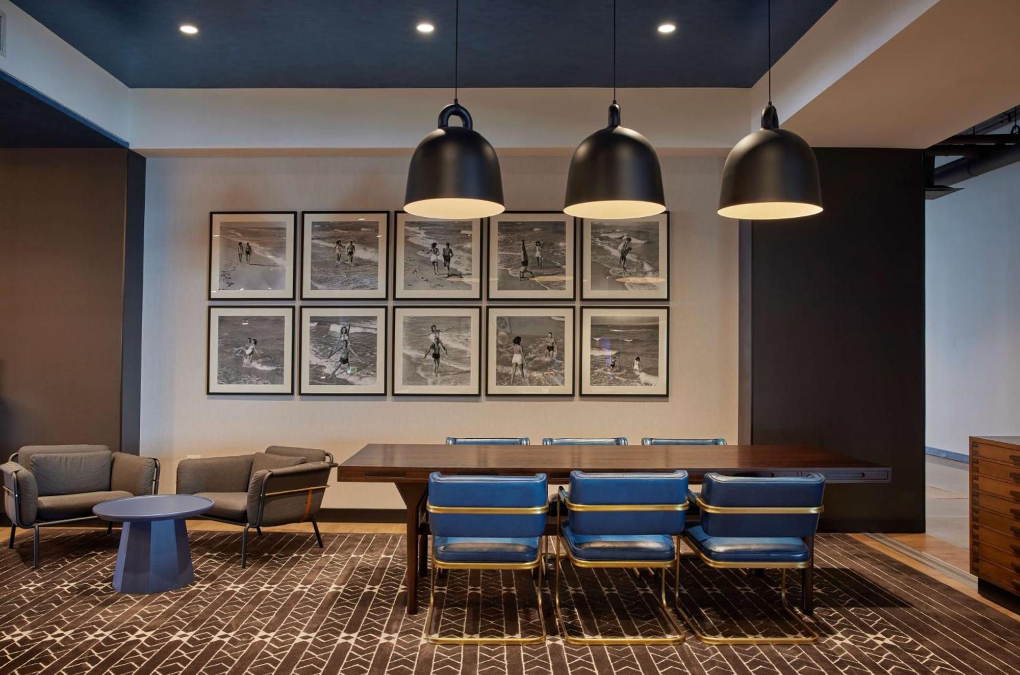 Hotel Sable At Navy Pier Chicago, Curio Collection By Hilton 4*
